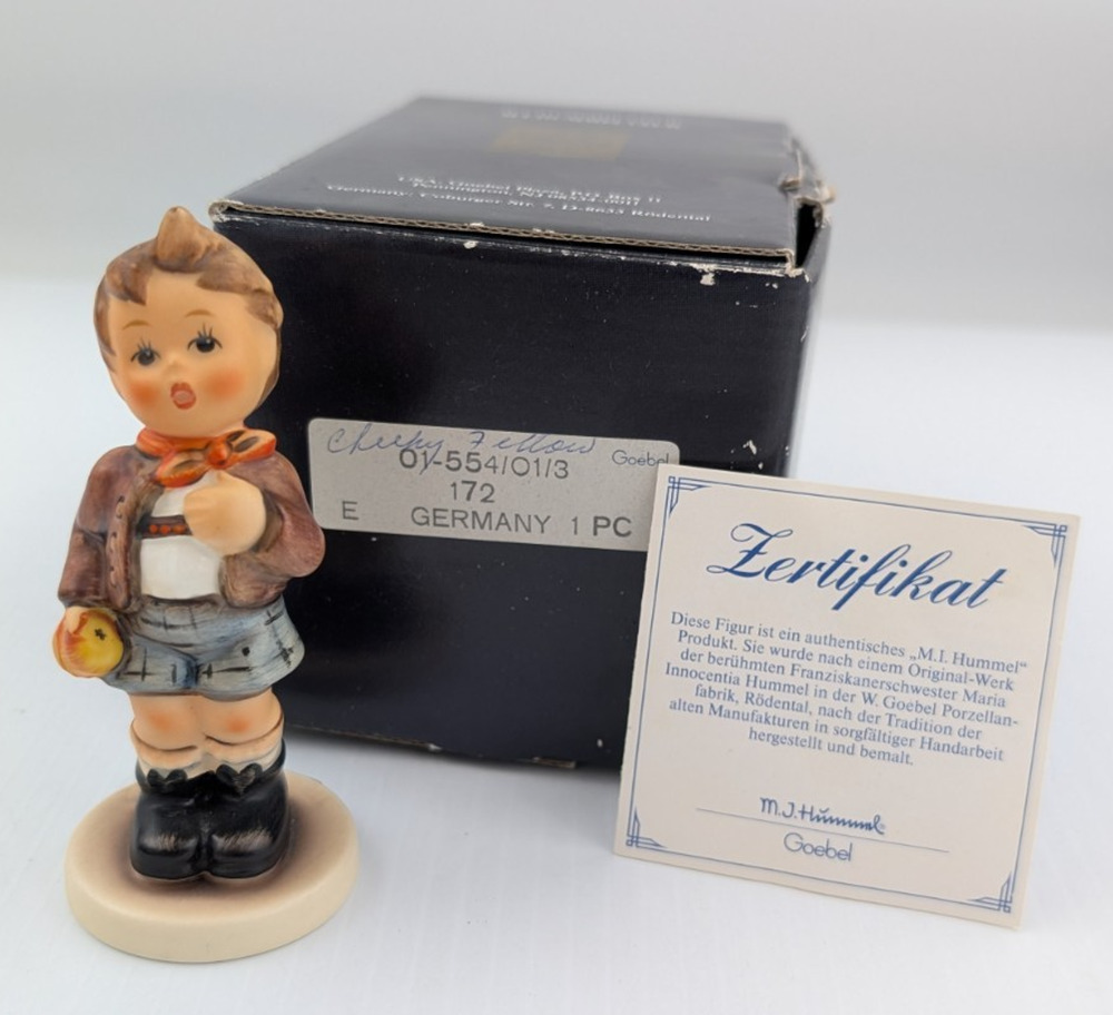 Goebel M.I. Hummel Club Exclusive Edition #554 Cheeky Fellow w/Box Artist Signed